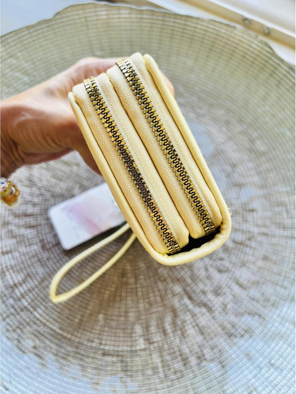 Lemon NWT double zip novelty wristlet large - Picture 4 of 6